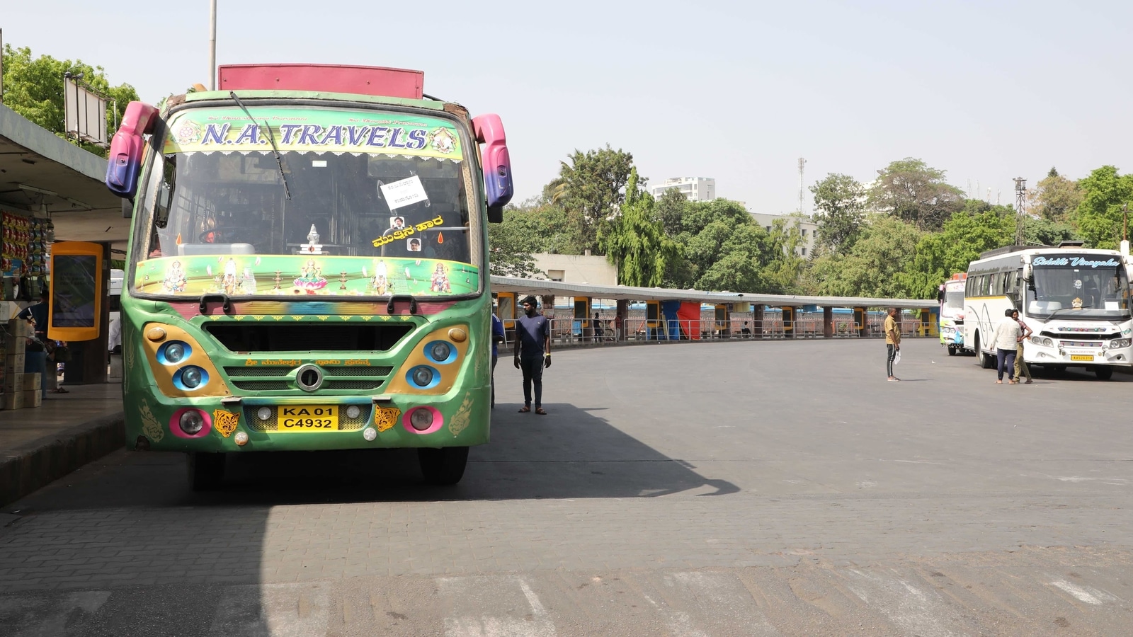 Employees performing duty to receive March salaries today: KSRTC