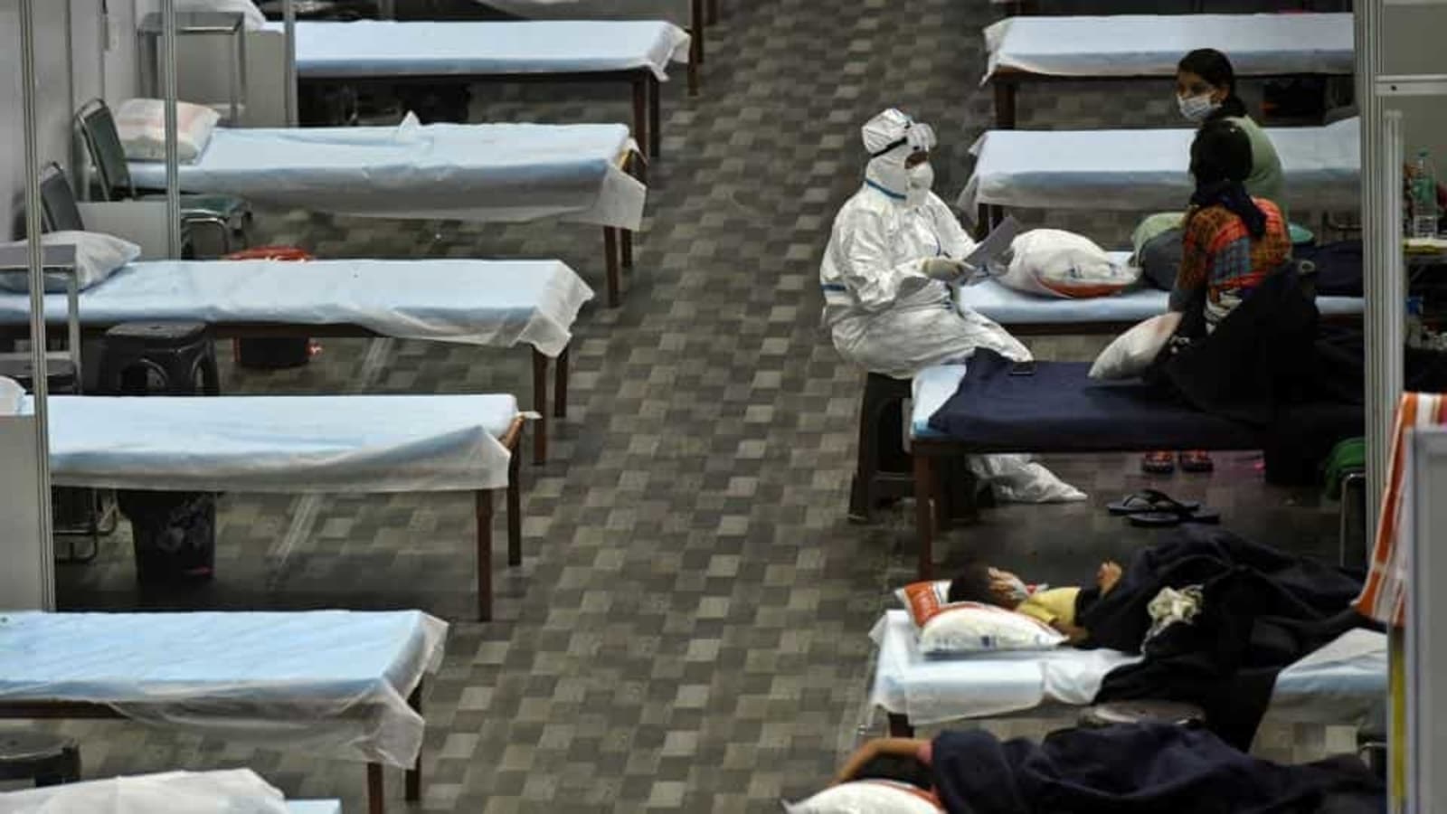‘Have actually asked Centre to scale up Covid beds in medical facilities’: Delhi health and wellness preacher