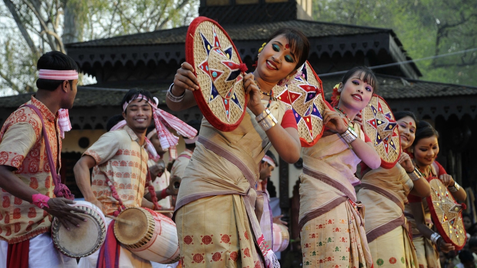 bihu dance wallpapers