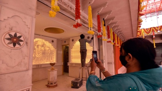 New Delhi, India - April 12, 2021: Preparation work underway for Navratri festival, at Jhandewalan Mandir, in New Delhi, India, on Monday, April 12, 2021. (Photo by Sanjeev Verma/ Hindustan Times) (Sanjeev Verma/HT PHOTO) New Delhi, India - April 12, 2021: Preparation work underway for Navratri festival, at Jhandewalan Mandir, in New Delhi, India, on Monday, April 12, 2021. (Photo by Sanjeev Verma/ Hindustan Times) (Sanjeev Verma/HT PHOTO)