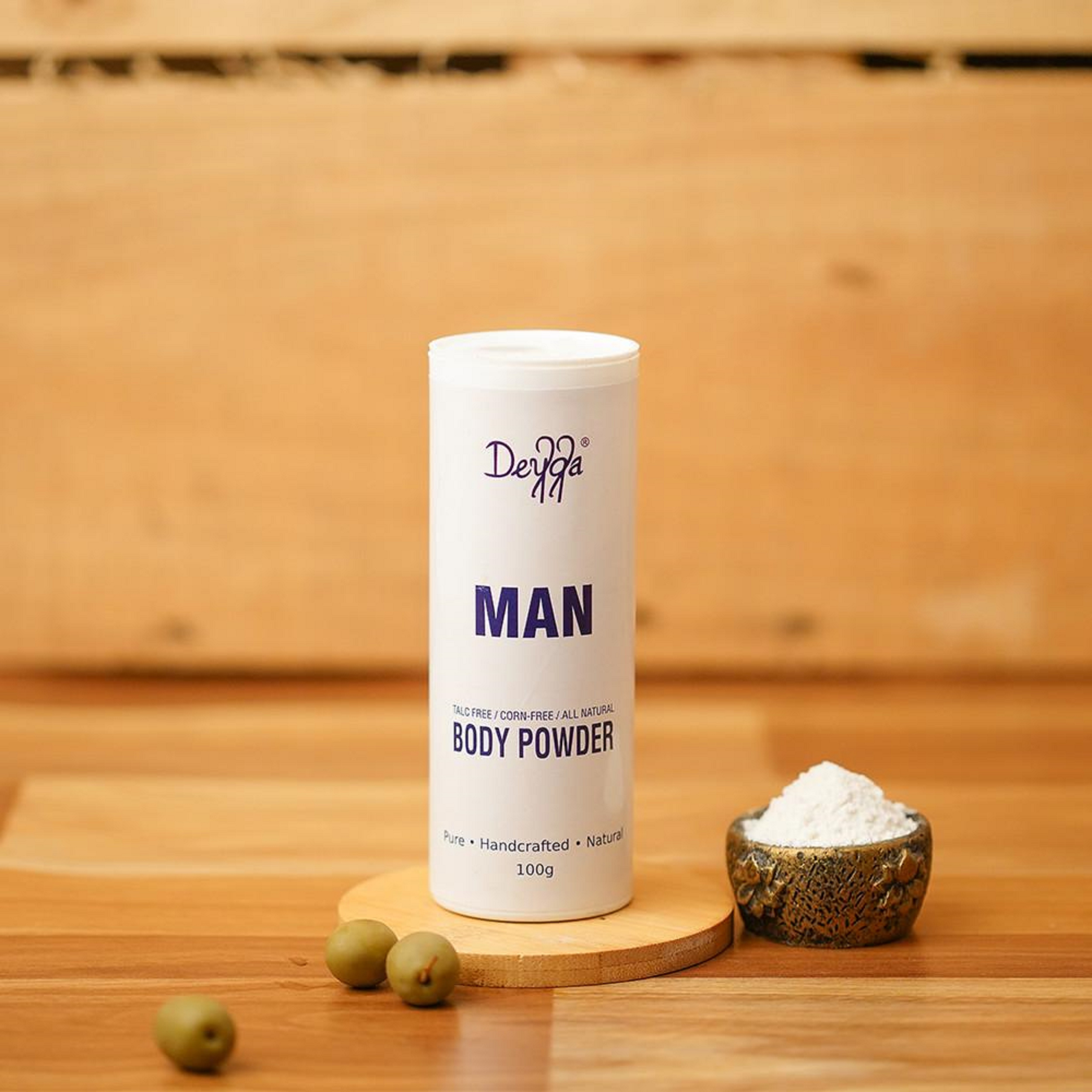 Body powder by Deyga battles against sweat, moisture, and the build-up of bacteria Body powder by Deyga battles against sweat, moisture, and the build-up of bacteria