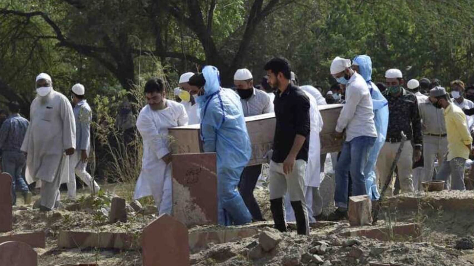 Viral photo of a grave with a lock goes viral on social media; video is  from India not Pakistan! - Times of India