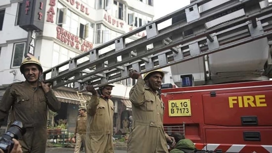 DFS data showed that the city witnessed most number of deaths -- 346 -- in these incidents in 2020, 38 more than in 2019. (Sanchit Khanna/HT PHOTO) DFS data showed that the city witnessed most number of deaths -- 346 -- in these incidents in 2020, 38 more than in 2019. (Sanchit Khanna/HT PHOTO)