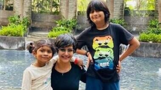 Mandira Bedi poses with her children. 