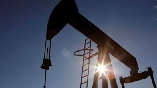 Oil remains stuck near $60 a barrel after a rally faltered in mid-March amid concerns over near-term demand following a resurgence of the virus. (Reuters file photo) Oil remains stuck near $60 a barrel after a rally faltered in mid-March amid concerns over near-term demand following a resurgence of the virus. (Reuters file photo)