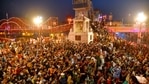 Devotees gather to offer prayers during Ganga aarti at Kumbh Mela, in Haridwar on Tuesday.(PTI Photo) Devotees gather to offer prayers during Ganga aarti at Kumbh Mela, in Haridwar on Tuesday.(PTI Photo)