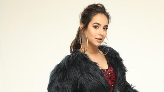 Singer Sunanda Sharma rose to fame with her song, Mummy Nu Pasand. Singer Sunanda Sharma rose to fame with her song, Mummy Nu Pasand.