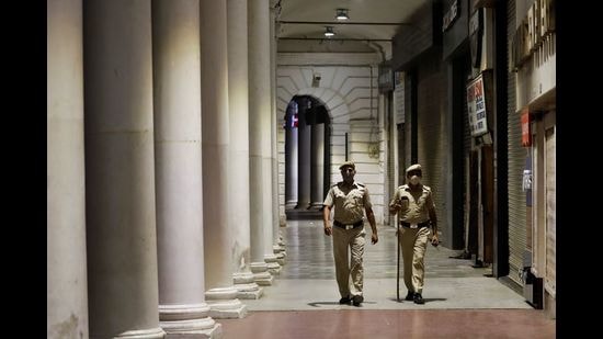Delhiites will have to observe weekend curfew, and “break the chain of transmission” to tackle a steep rise in Covid cases. (Photo: Adnan Abidi/REUTERS) Delhiites will have to observe weekend curfew, and “break the chain of transmission” to tackle a steep rise in Covid cases. (Photo: Adnan Abidi/REUTERS)