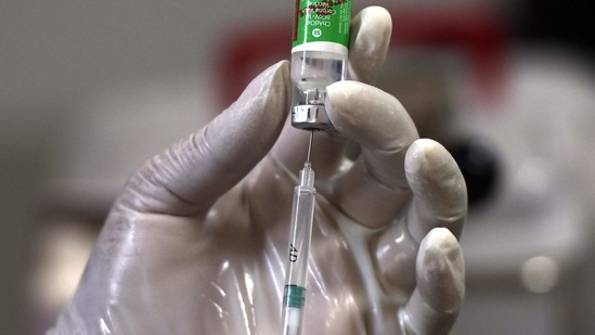 A WHO panel in final stages of review of the Chinese vaccines has said that a decision for at least one could come on April 26, while a second meeting has been planned for May 3, should more time be needed to make a decision on both shots. (File Photo / HT)