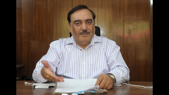 Haryana additional chief secretary (health) Rajeev Arora said that in the last 15 days, restrictions have been increased on mobility of people. (Ravi Kumar/HT) Haryana additional chief secretary (health) Rajeev Arora said that in the last 15 days, restrictions have been increased on mobility of people. (Ravi Kumar/HT)