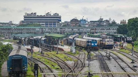 According to railway ministry data till Wednesday, the national carrier has approved a total of 9,622 special trains and is currently running an average of 7,745 trains as against 11,283 during pre-Covid times.(PTI file photo. Representative image) According to railway ministry data till Wednesday, the national carrier has approved a total of 9,622 special trains and is currently running an average of 7,745 trains as against 11,283 during pre-Covid times.(PTI file photo. Representative image)