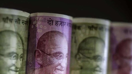 The rupee has slumped 2.5% against the dollar so far in April after falling 0.1% in the quarter ended March(Bloomberg File Photo)