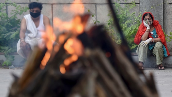 In the past seven days, 725 people in the national capital have died of Covid-19. (PTI representative image) In the past seven days, 725 people in the national capital have died of Covid-19. (PTI representative image)