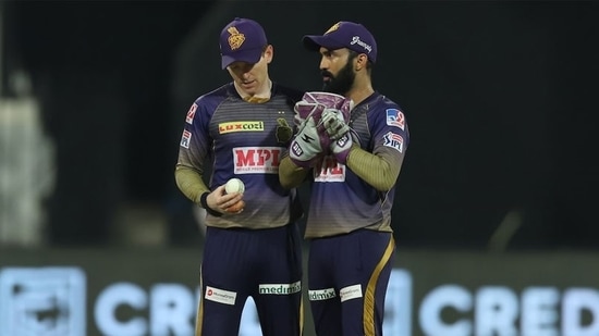 Eoin Morgan and Dinesh Karthik(IPL) Eoin Morgan and Dinesh Karthik(IPL)