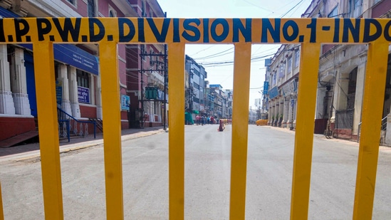 According to the order, people will be allowed to buy every day essentials during the lockdown.(PTI file photo) According to the order, people will be allowed to buy every day essentials during the lockdown.(PTI file photo)