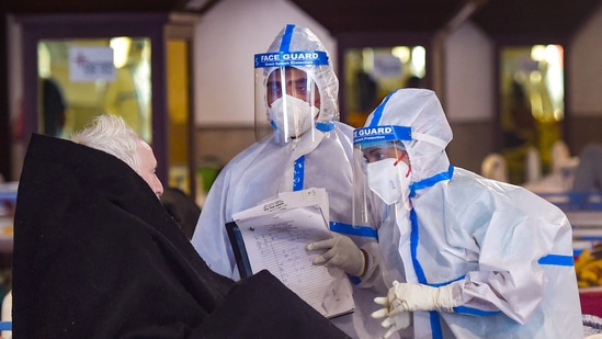 Worldwide, deaths are on the rise again, running at around 12,000 per day on average, and new cases are climbing too, eclipsing 700,000 a day. (PTI fie photo ) Worldwide, deaths are on the rise again, running at around 12,000 per day on average, and new cases are climbing too, eclipsing 700,000 a day. (PTI fie photo )