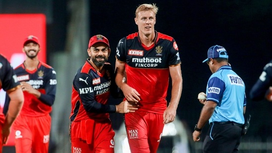 Kyle Jamieson of Royal Challengers Bangalore celebrates the wicket of David Warner of Sunrisers Hyderabad. (PTI) Kyle Jamieson of Royal Challengers Bangalore celebrates the wicket of David Warner of Sunrisers Hyderabad. (PTI)