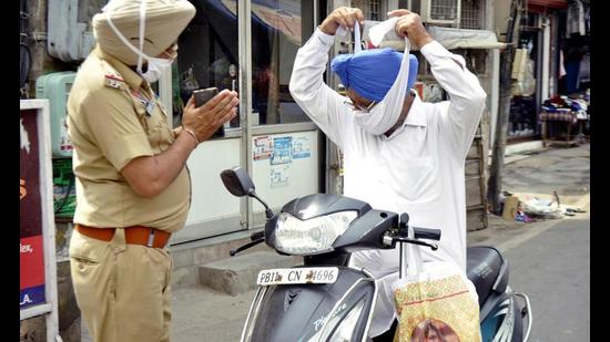 Punjab hits new peak with 4,498 fresh Covid cases Punjab hits new peak with 4,498 fresh Covid cases