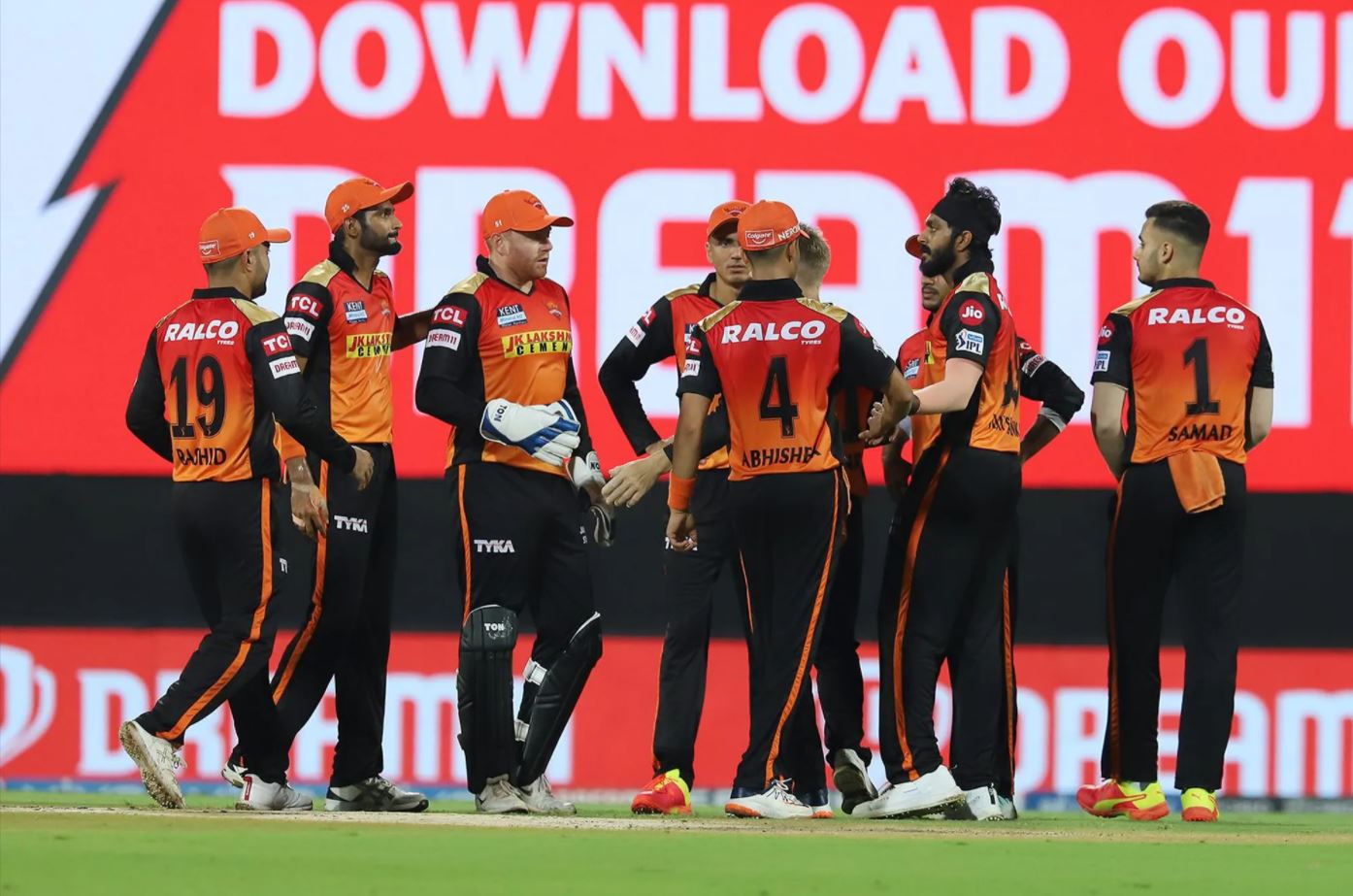 Vijay Shankar picked up two early wickets for SRH.