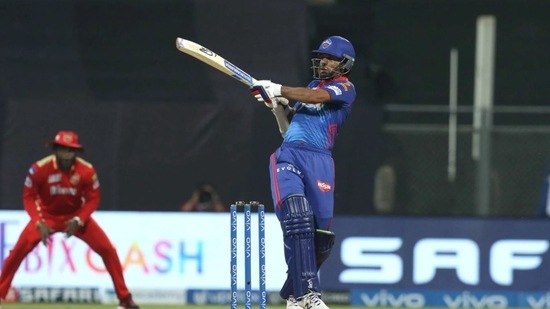 Shikhar Dhawan smashed 92 runs in 50 balls.(IPL)