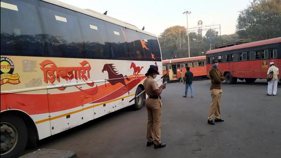 The MSRTC bus depots have been instructed to allow a bus to leave only if there are a minimum of 10 people on board (FILE) The MSRTC bus depots have been instructed to allow a bus to leave only if there are a minimum of 10 people on board (FILE)
