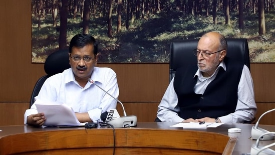 Delhi chief minister Arvind Kejriwal with Lt. Governor Anil Baijal. (HT archive)