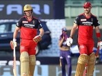 AB de Villiers (L) and Glenn Maxwell (R) during RCB vs KKR match in Chennai