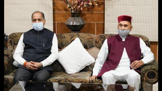 HP chief minister Jai Ram Thakur with former CM Prem Kumar Dhumal in Hamirpur on Monday. (HT Photo) HP chief minister Jai Ram Thakur with former CM Prem Kumar Dhumal in Hamirpur on Monday. (HT Photo)