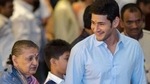 Mahesh Babu with his mom Indira Devi. Mahesh Babu with his mom Indira Devi.