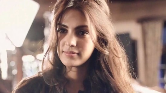 Rhea Chakraborty is a part of Amitabh Bachchan and Emraan Hashmi's Chehre.