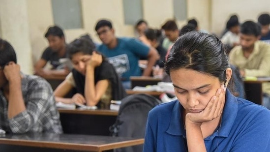 (For representational purpose only) Students attempted the Jee-Adv exams on May 20 (HT Photo) (For representational purpose only) Students attempted the Jee-Adv exams on May 20 (HT Photo)