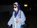 Hina Khan returned to Mumbai upon hearing the news of her father's death.
