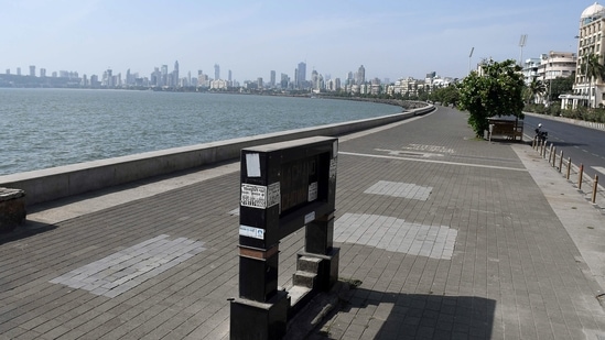 Maharashtra needs stricter lockdown to combat the continuous spike in the number of Covid-19 cases, the state Cabinet discussed on Tuesday. (ANI) Maharashtra needs stricter lockdown to combat the continuous spike in the number of Covid-19 cases, the state Cabinet discussed on Tuesday. (ANI)