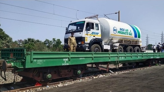 The second ‘Oxygen Express’ carrying around seven to eight empty tankers will leave from Lucknow. (Twitter/Ministry of Railways)