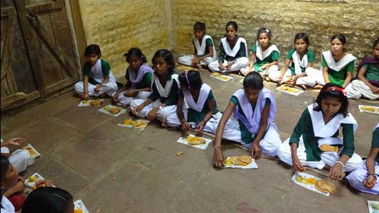 Last year on September 23, the state government had announced paid maternity leave for 180 days for mid-day meal workers under the Maternity Benefit Act. (Representative image) (HT FILE) Last year on September 23, the state government had announced paid maternity leave for 180 days for mid-day meal workers under the Maternity Benefit Act. (Representative image) (HT FILE)