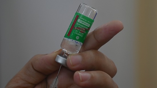 A medical staff fills a syringe with the Covishield, AstraZeneca-Oxford's Covid-19 coronavirus vaccine at a vaccination centre amidst rising Covid-19 in Mumbai on April 19, 2021. (AFP) A medical staff fills a syringe with the Covishield, AstraZeneca-Oxford's Covid-19 coronavirus vaccine at a vaccination centre amidst rising Covid-19 in Mumbai on April 19, 2021. (AFP)