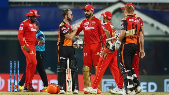Sunrisers Hyderabad and Punjab Kings players great each other after match.(PTI) Sunrisers Hyderabad and Punjab Kings players great each other after match.(PTI)