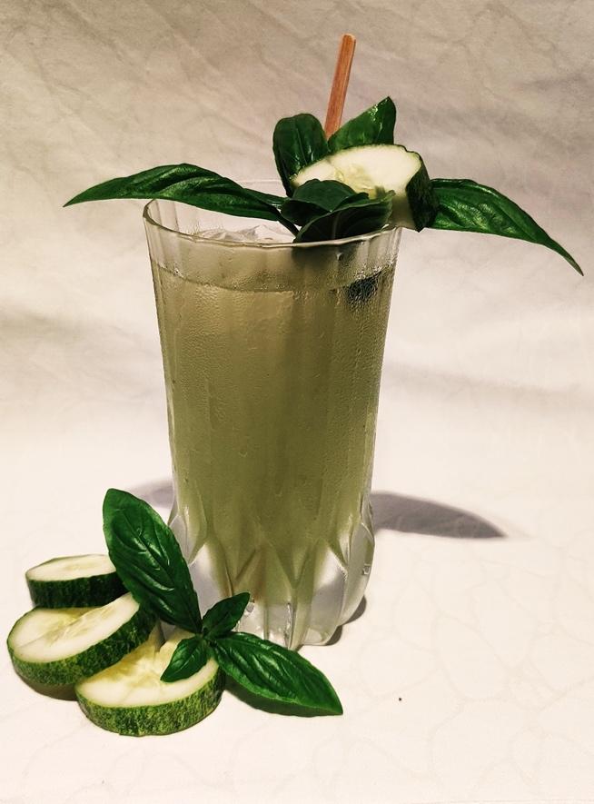 Cucumber and Basil Spritzer