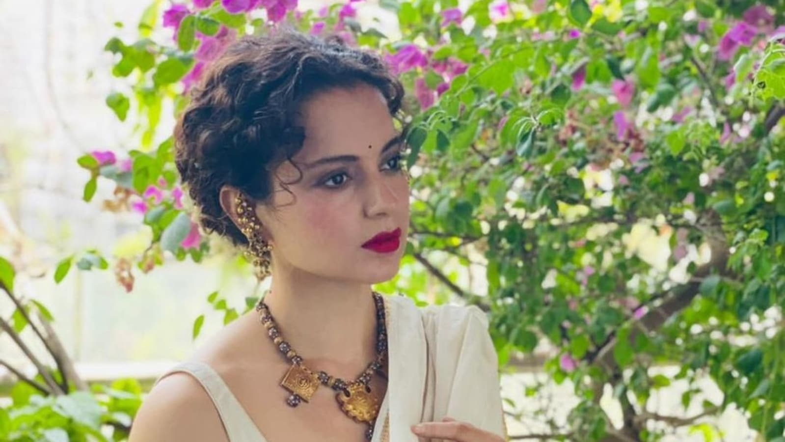 Kangana Ranaut recalls mystery man in her response to Twitter user's question: 'Is she for real?'