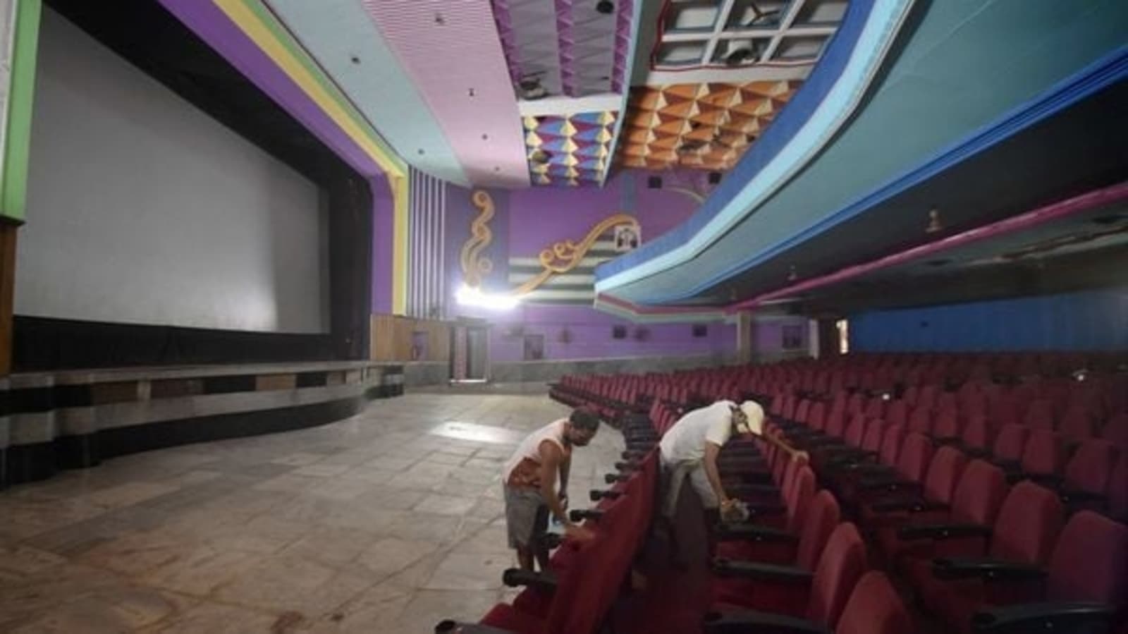 Most singlescreen theatres in Kolkata to shut amid surge in Covid19