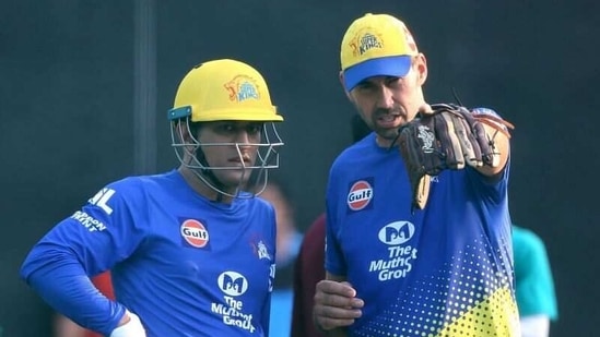 CSK captain MS Dhoni along with coach Stephen Fleming(Twitter)