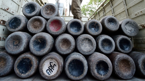 The Centre has already prohibited supply of oxygen for industrial purposes, except those (nine specified industries) exempted by the government beginning Thursday. The Centre has already prohibited supply of oxygen for industrial purposes, except those (nine specified industries) exempted by the government beginning Thursday.