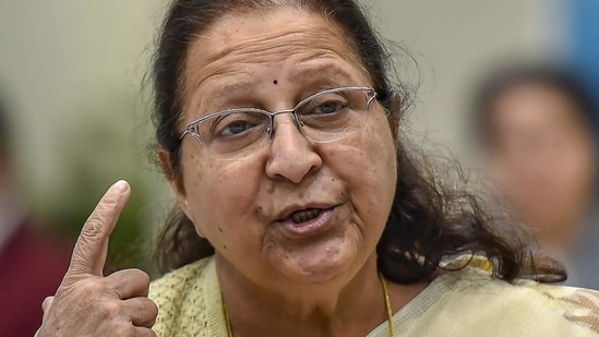 Beginning her political life at the age of 39, Mahajan became the deputy mayor and subsequently a Member of Parliament from Indore in Madhya Pradesh.(PTI) Beginning her political life at the age of 39, Mahajan became the deputy mayor and subsequently a Member of Parliament from Indore in Madhya Pradesh.(PTI)