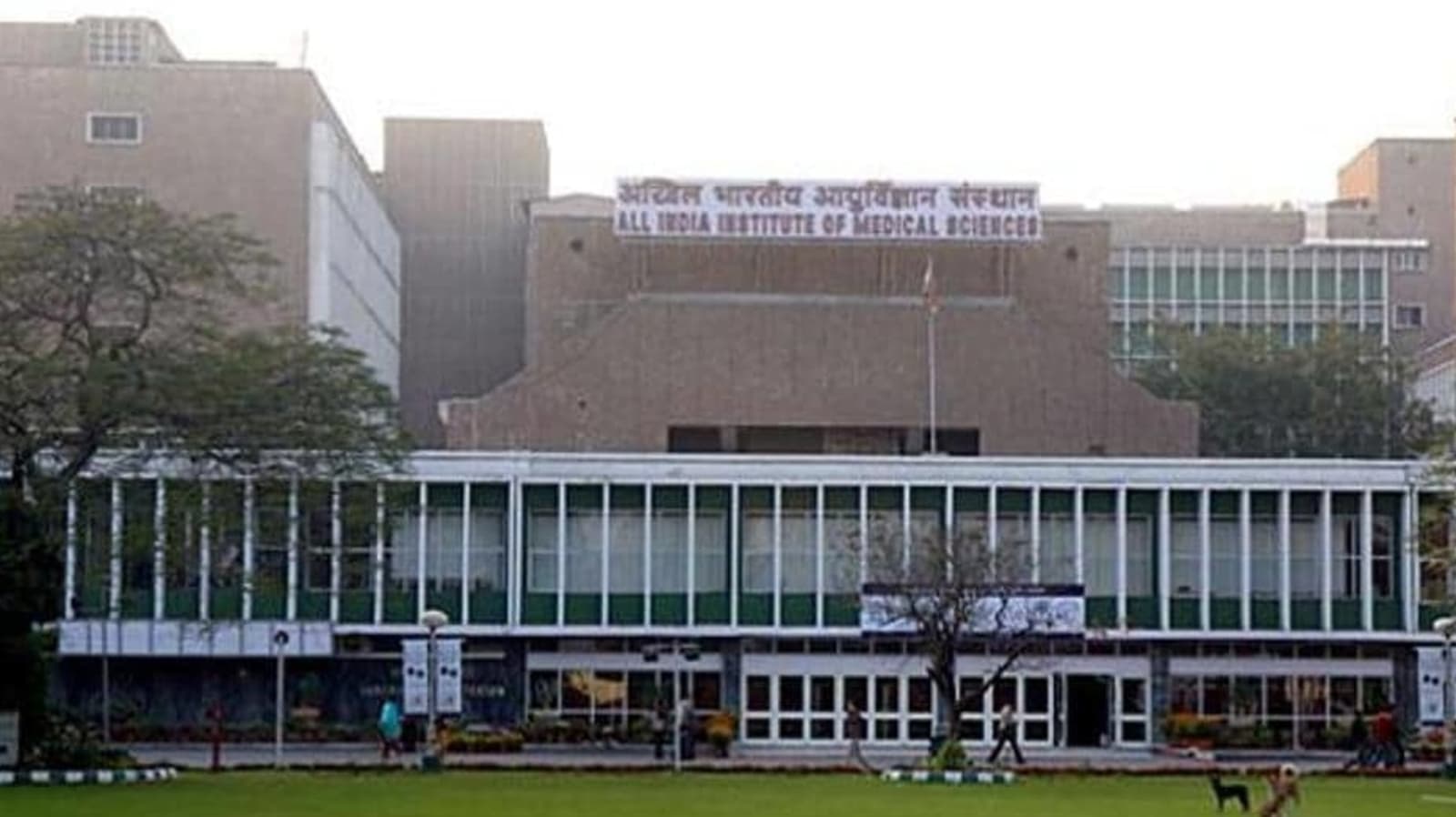 News updates from HT: AIIMS Delhi stops contact tracing of exposed ...