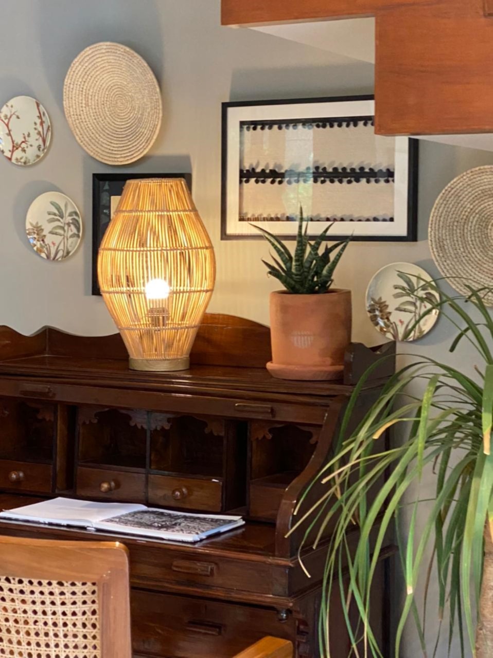 “Add greens to your space which will bring in life and you will love to spend some more time,” says decor expert Chanya Kaur (Photo: Instagram/ThePureConceptHome) “Add greens to your space which will bring in life and you will love to spend some more time,” says decor expert Chanya Kaur (Photo: Instagram/ThePureConceptHome)