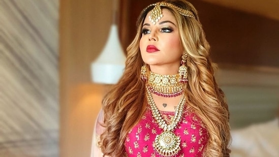 Rakhi Sawant has now come with something new by recreating Deepika Padukone's look from the film Bajirao Mastani.