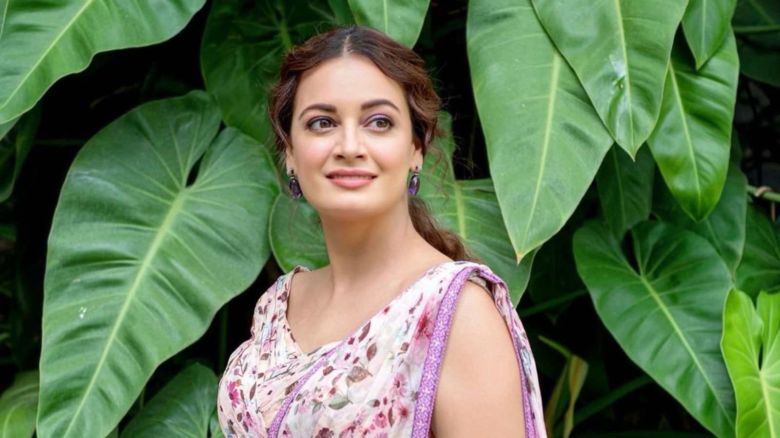 Pregnant Dia Mirza shares a glimpse of her ‘work from home’. See photo