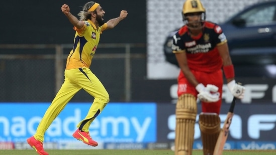 Imran Tahir picked up 2/16 picking up the wickets of Patel and Navdeep Saini. (IPL/Twitter)