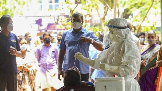 India logged a record 3,49,691 new coronavirus infections in a day, taking the total tally of Covid-19 cases to 1,69,60,172,.(PTI file photo) India logged a record 3,49,691 new coronavirus infections in a day, taking the total tally of Covid-19 cases to 1,69,60,172,.(PTI file photo)