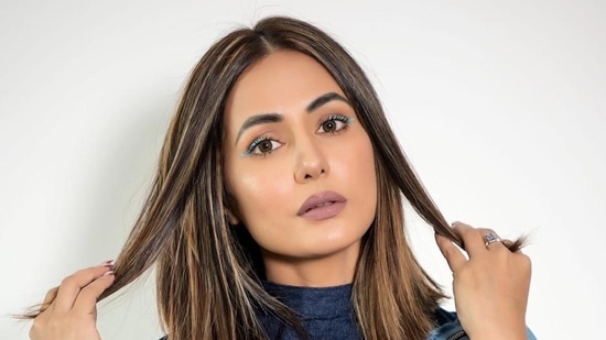 Actor Hina Khan made her Bollywood debut with the film Hacked (2020) Actor Hina Khan made her Bollywood debut with the film Hacked (2020)